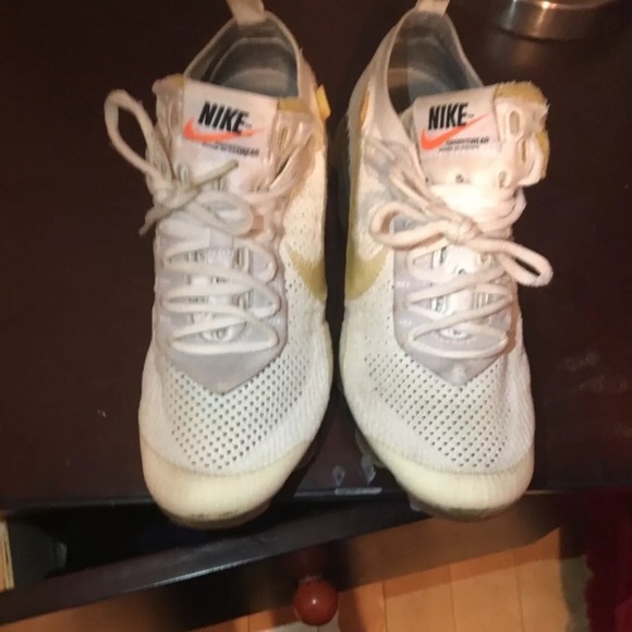 Nike off white VaporMazes 100%authentic!! - Picture 2 of 8